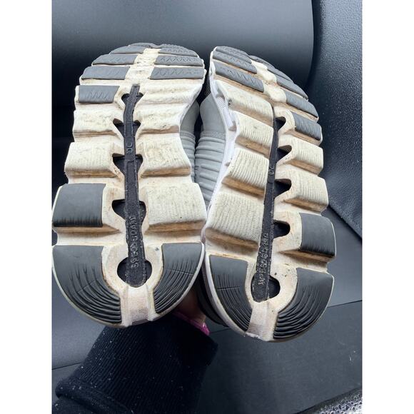 On Running Cloudswift Gray Running Shoes Men’s US 9.5 EU 43 main image 12